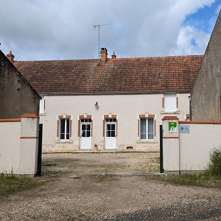 Gîte Mareau-aux-Prés, 4 pièces, 6 personnes - FR-1-590-140 Esterno foto
